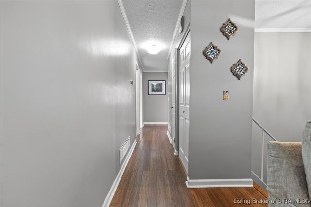 1242 Firwood Court, Jeffersonville, IN 47130