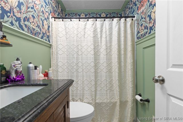 1242 Firwood Court, Jeffersonville, IN 47130