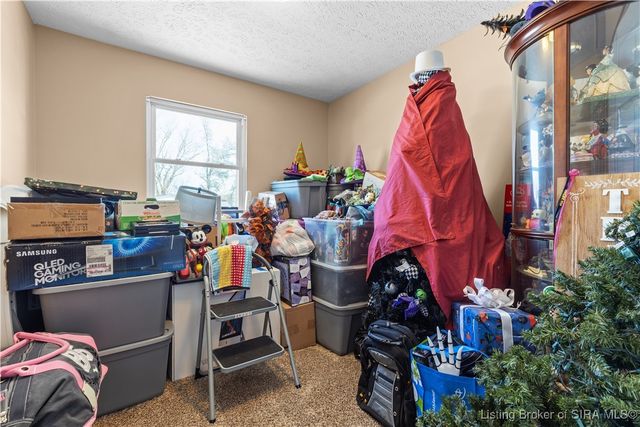 1242 Firwood Court, Jeffersonville, IN 47130