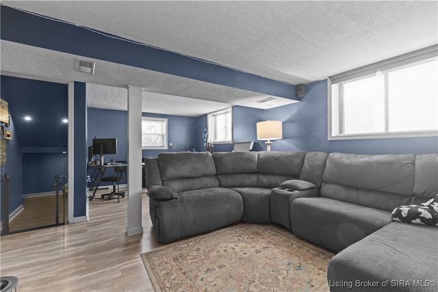 1242 Firwood Court, Jeffersonville, IN 47130