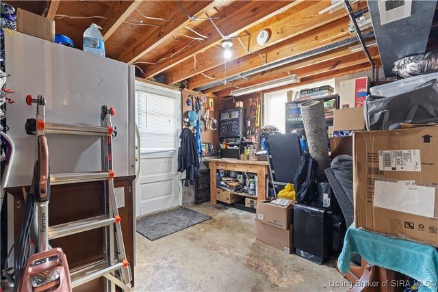 1242 Firwood Court, Jeffersonville, IN 47130