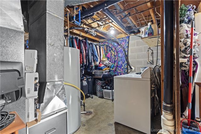 1242 Firwood Court, Jeffersonville, IN 47130