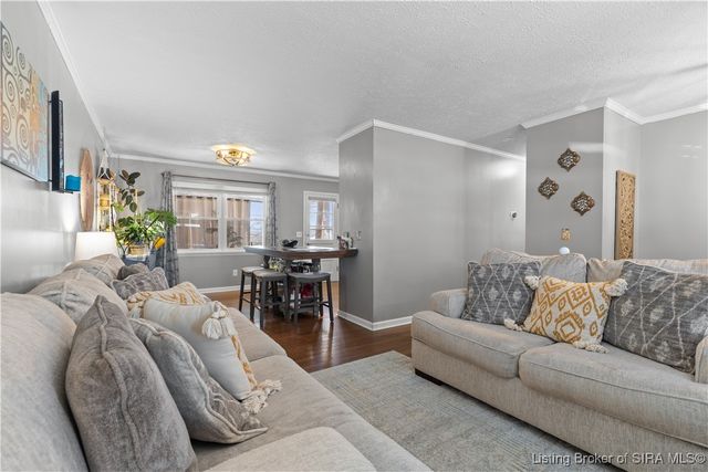 1242 Firwood Court, Jeffersonville, IN 47130