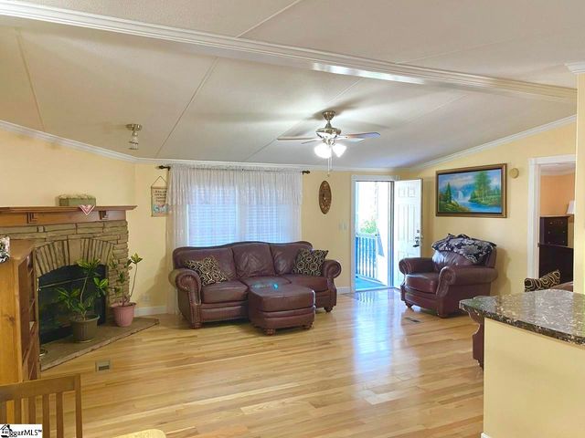 1080 Miller Farm Road, Inman, SC 29349