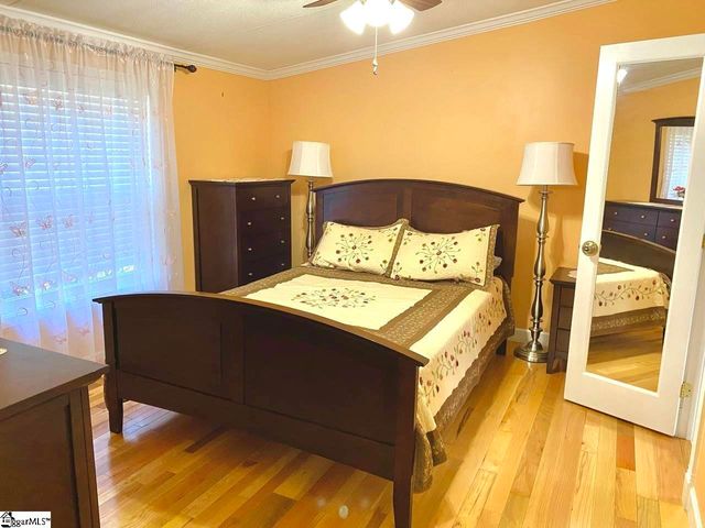 1080 Miller Farm Road, Inman, SC 29349