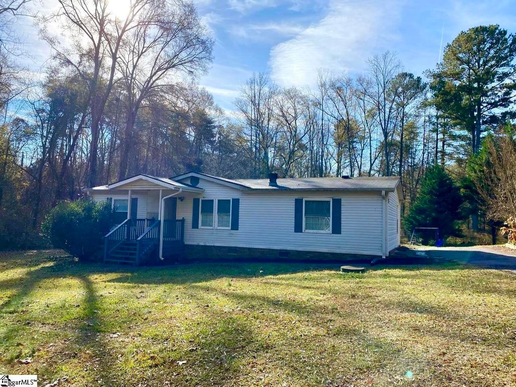 1080 Miller Farm Road, Inman, SC 29349