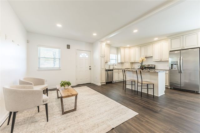 1201 Bay Street, Rochester, NY 14609