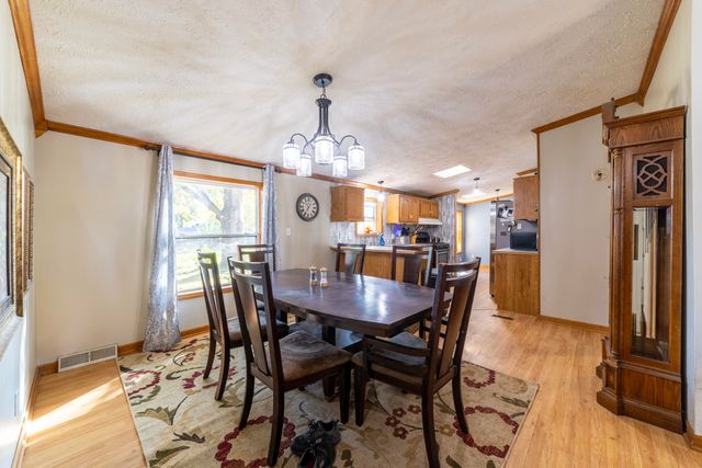 11327 N 550 E 7, Demotte, IN 46310