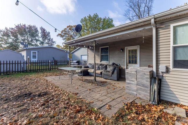 11327 N 550 E 7, Demotte, IN 46310