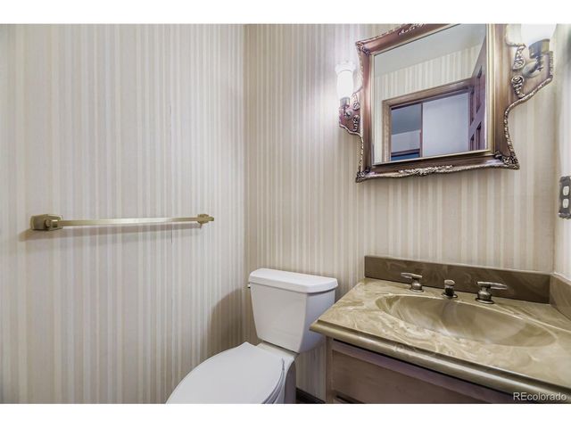 5980 W Milan Pl, Denver, CO 80235