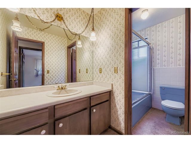 5980 W Milan Pl, Denver, CO 80235