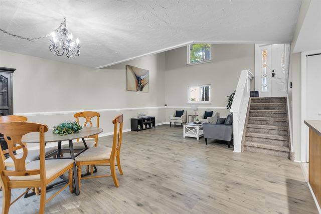 4042 Burns Road, Howell, MI 48855