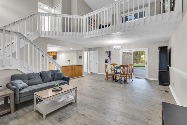 4042 Burns Road, Howell, MI 48855