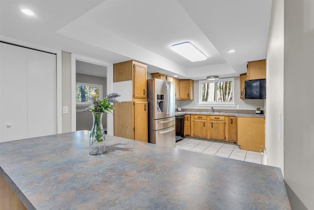4042 Burns Road, Howell, MI 48855