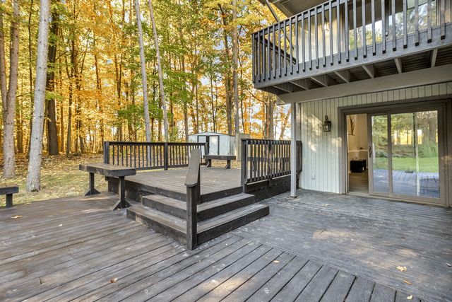 4042 Burns Road, Howell, MI 48855