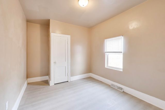 329 Pierce Street, Gary, IN 46402