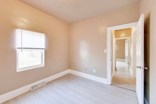 329 Pierce Street, Gary, IN 46402