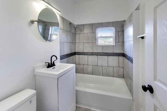 329 Pierce Street, Gary, IN 46402