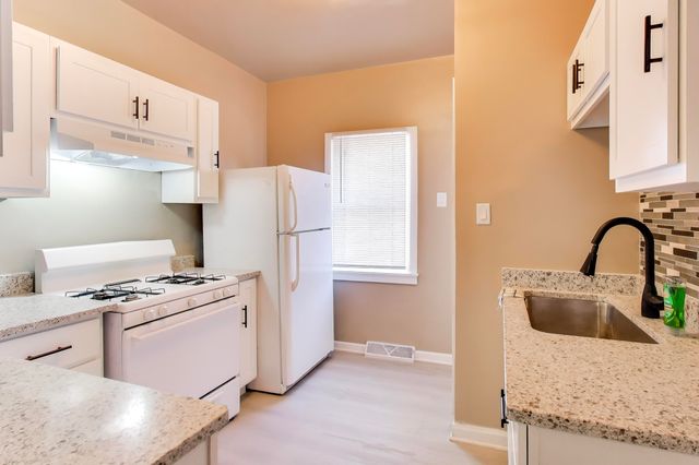 329 Pierce Street, Gary, IN 46402