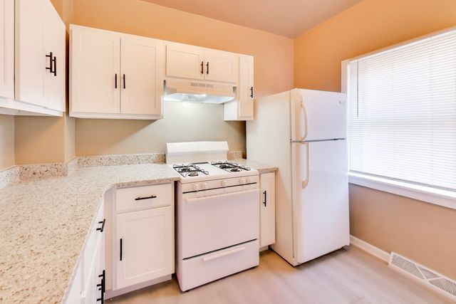 329 Pierce Street, Gary, IN 46402