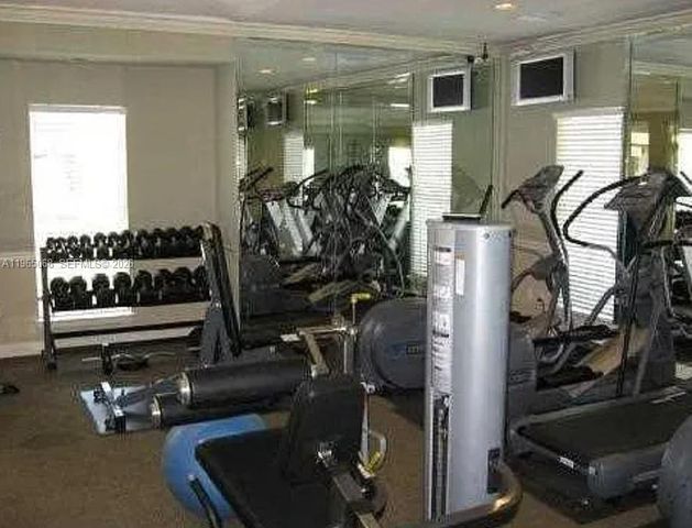 949 Riverside drive 417, Coral Springs, FL 33071