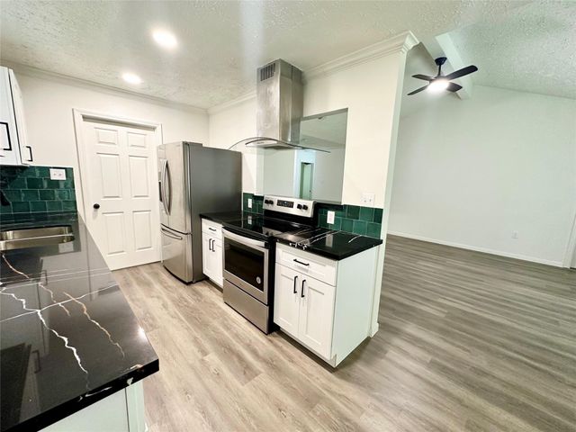 7611 Millbrae Lane, Houston, TX 77041