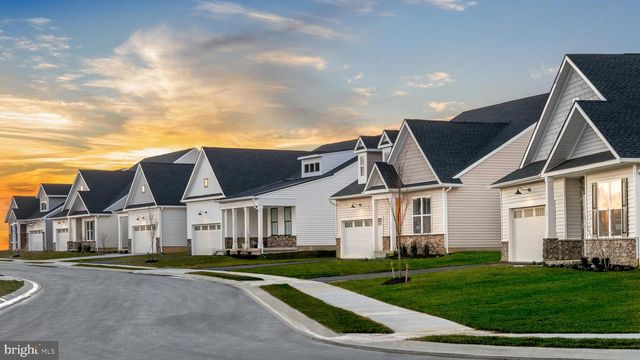 798 RESORT BLVD, Dover, DE 19904