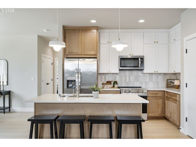 17007 Ne 95TH Cir, Vancouver, WA 98682