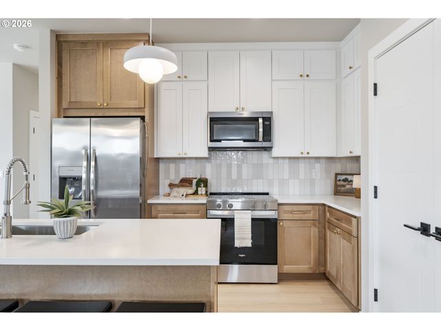 17007 Ne 95TH Cir, Vancouver, WA 98682