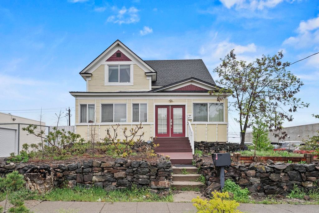 217 E Pacific Ave, Spokane, WA 99202