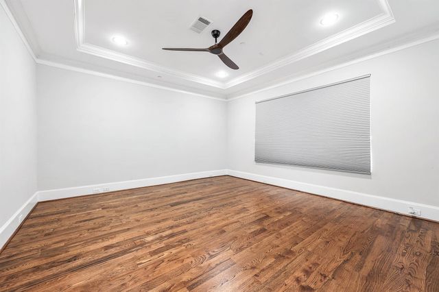 5733 Winsome Lane, Houston, TX 77057