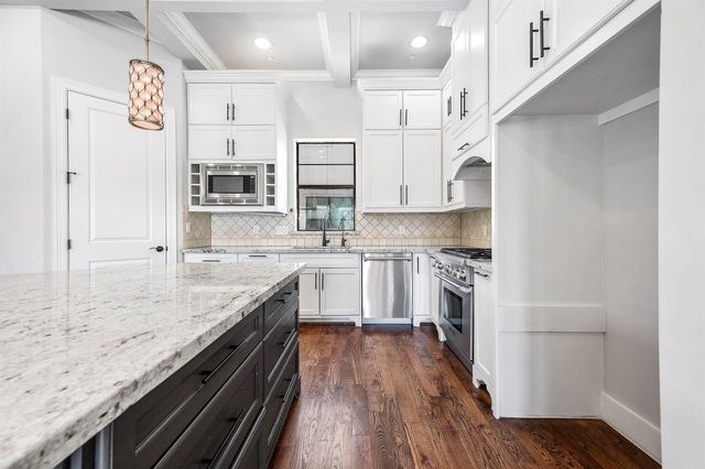 5733 Winsome Lane, Houston, TX 77057