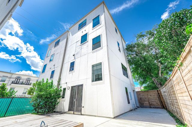 5733 Winsome Lane, Houston, TX 77057
