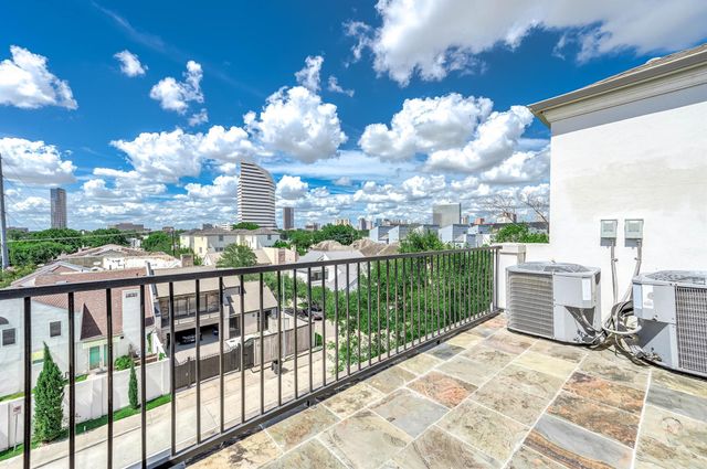 5733 Winsome Lane, Houston, TX 77057