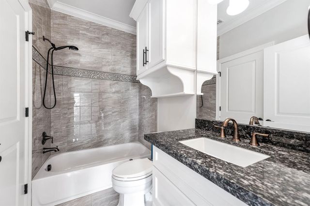 5733 Winsome Lane, Houston, TX 77057
