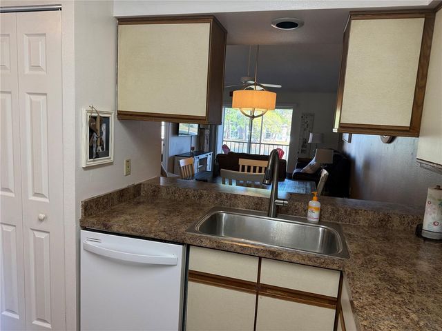 6519 SPRING FLOWER DRIVE 22, New Port Richey, FL 34653