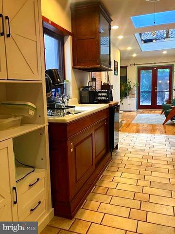 524 S BOND ST S, Baltimore, MD 21231