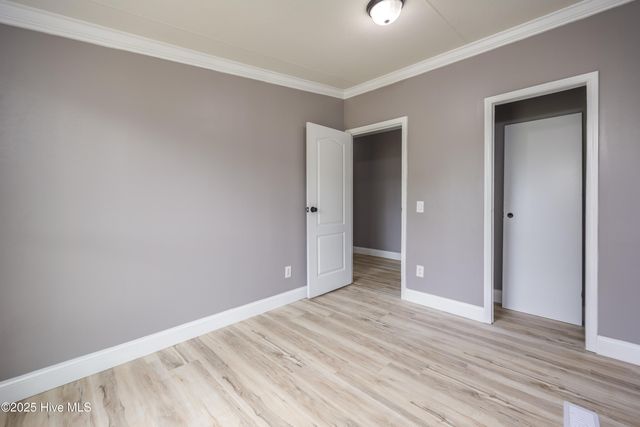 865 Cecil Odie Road, Clinton, NC 28328