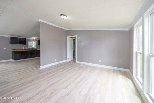 865 Cecil Odie Road, Clinton, NC 28328