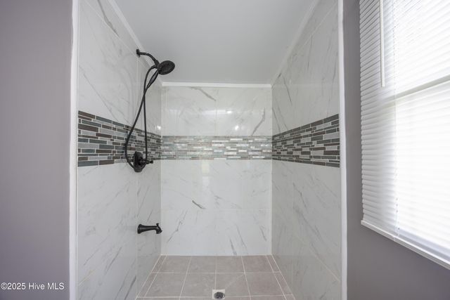 865 Cecil Odie Road, Clinton, NC 28328