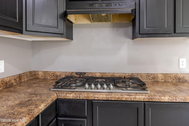 865 Cecil Odie Road, Clinton, NC 28328