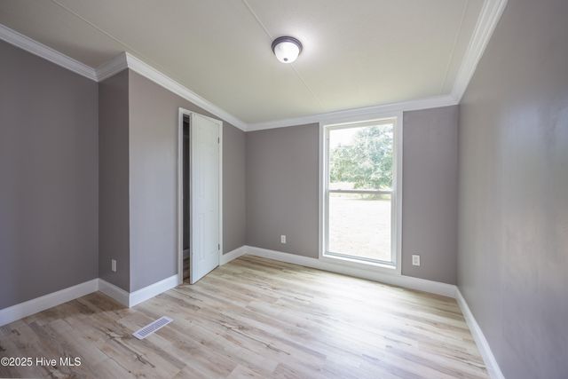 865 Cecil Odie Road, Clinton, NC 28328