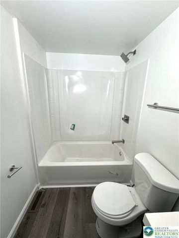 810 Monocacy Street 205, Bethlehem City, PA 18018