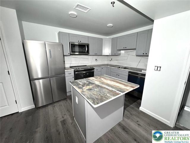 810 Monocacy Street 205, Bethlehem City, PA 18018