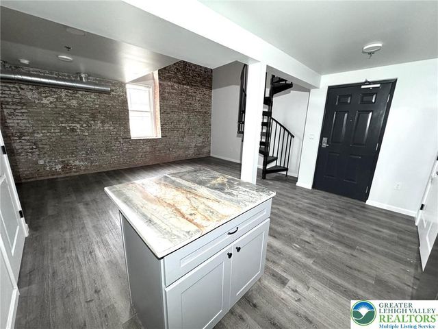 810 Monocacy Street 205, Bethlehem City, PA 18018