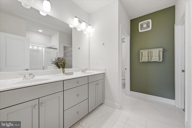 9815 AMES DR, Manassas, VA 20110