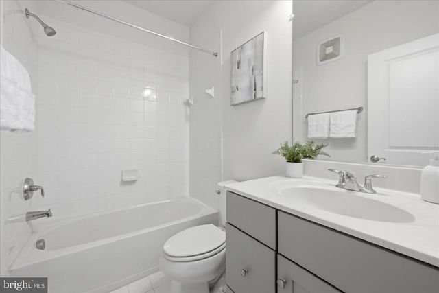 9815 AMES DR, Manassas, VA 20110