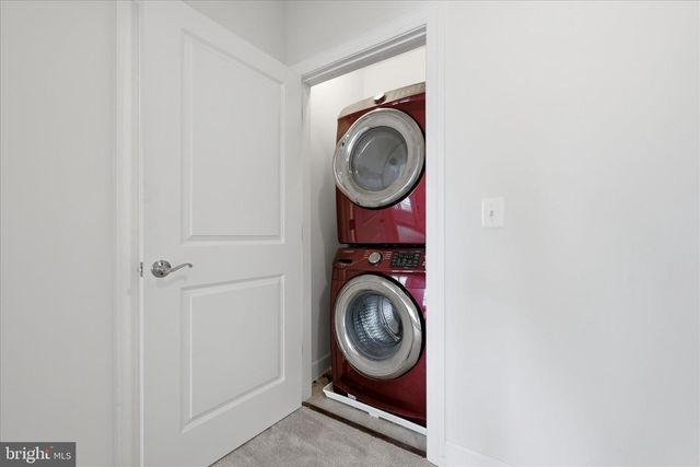 9815 AMES DR, Manassas, VA 20110