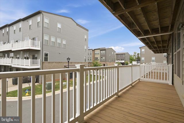 9815 AMES DR, Manassas, VA 20110