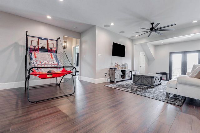 1721 W Fm 1462, Rosharon, TX 77583